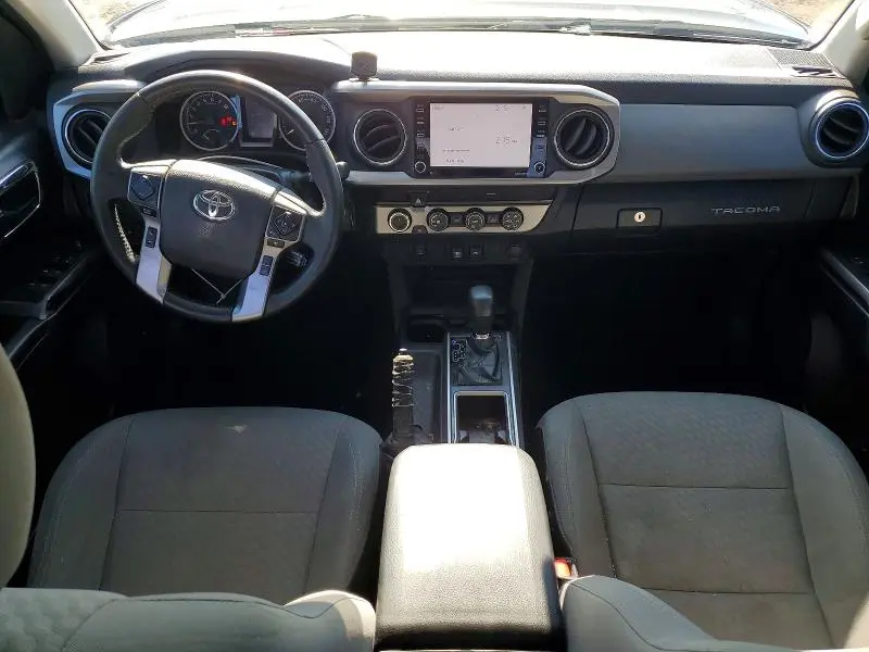 2020 TOYOTA TACOMA SR5 V6  