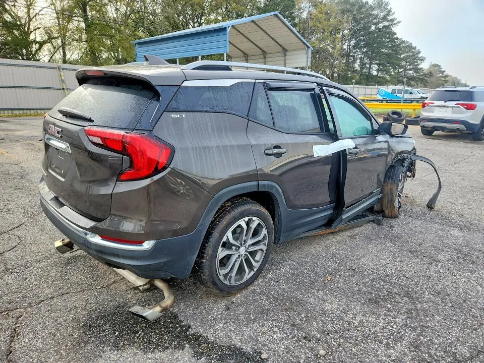 2020 GMC TERRAIN SLT  