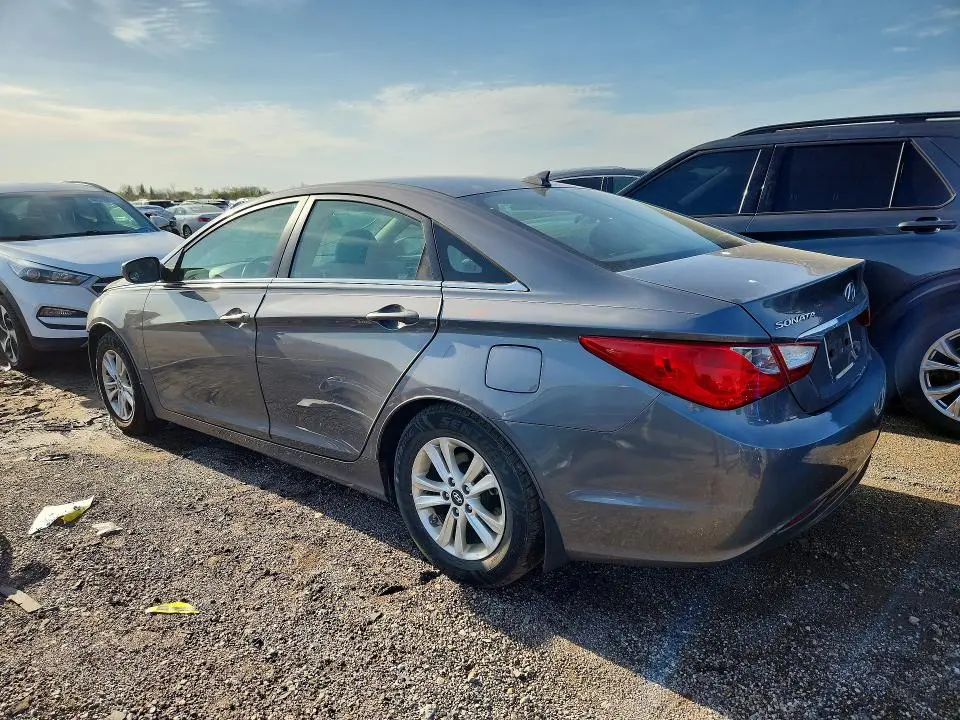 2012 HYUNDAI SONATA GLS  