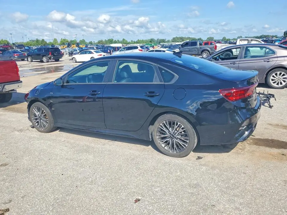 2024 KIA FORTE GT LINE  