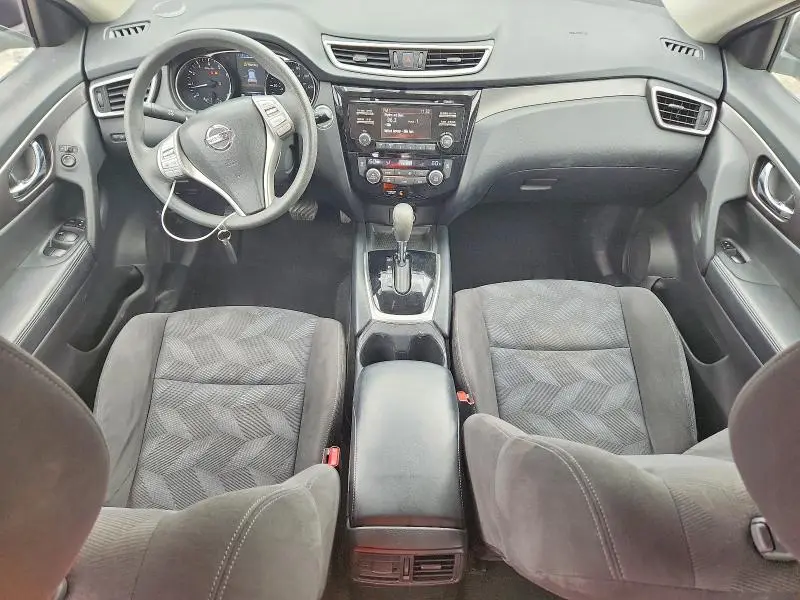 2015 NISSAN ROGUE SV  