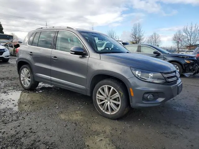 2013 VOLKSWAGEN TIGUAN S  