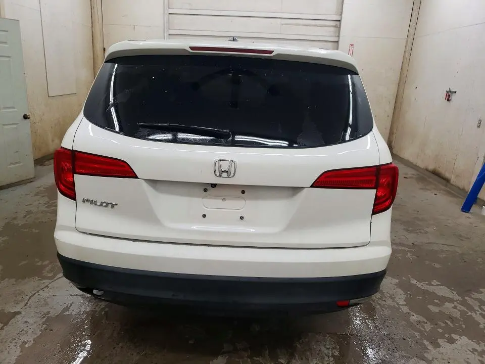 2017 HONDA PILOT EX  