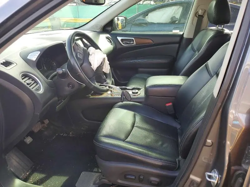 2019 NISSAN PATHFINDER S  