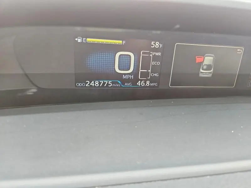 2022 TOYOTA PRIUS   