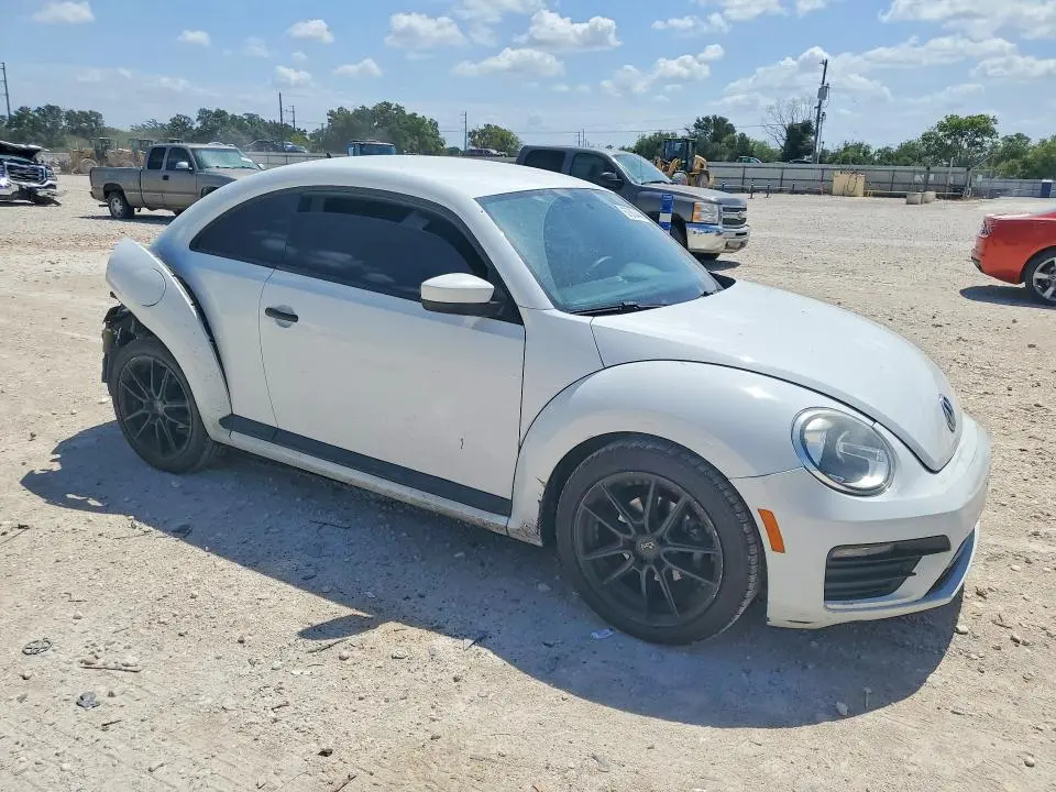 2017 VOLKSWAGEN BEETLE   