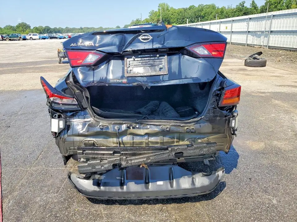 2024 NISSAN ALTIMA S  