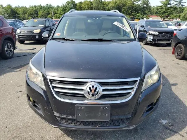2011 VOLKSWAGEN TIGUAN S  
