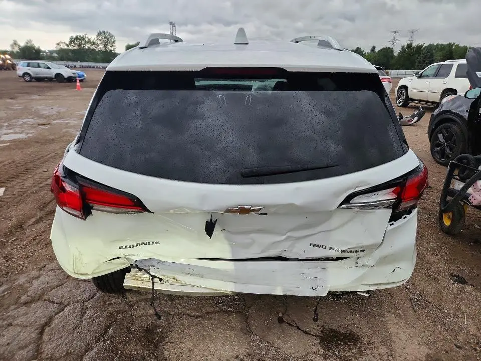 2022 CHEVROLET EQUINOX PREMIER  