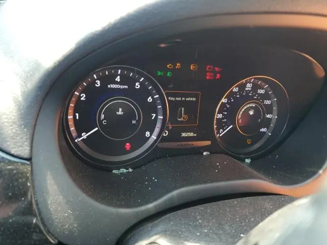 2017 HYUNDAI AZERA
