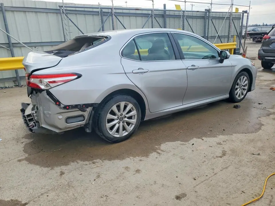 2018 TOYOTA CAMRY LE  