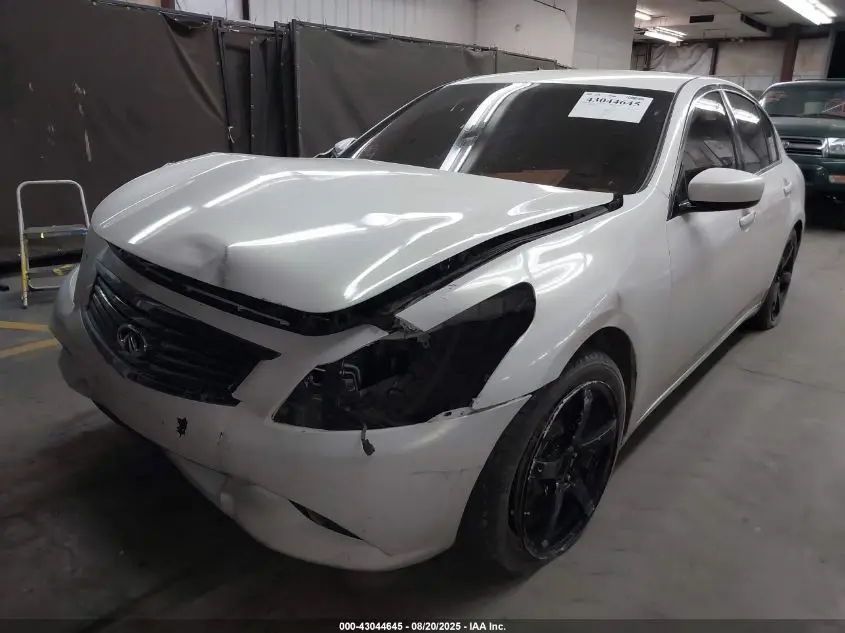 2012 INFINITI G37 JOURNEY