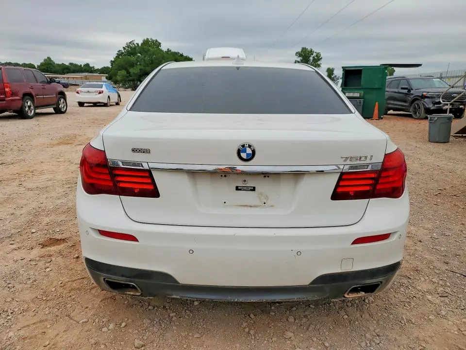 2015 BMW 750 I  