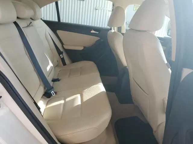 2014 VOLKSWAGEN JETTA SE