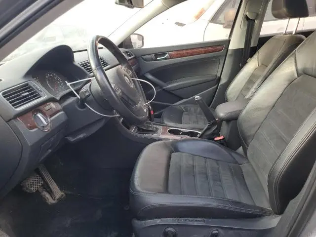 2013 VOLKSWAGEN PASSAT SEL  