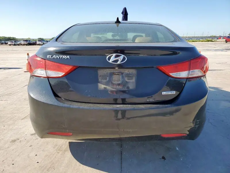 2012 HYUNDAI ELANTRA GLS  