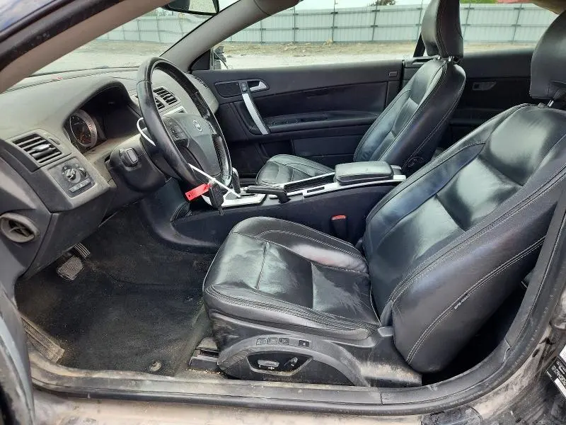 2012 VOLVO C70 T5  