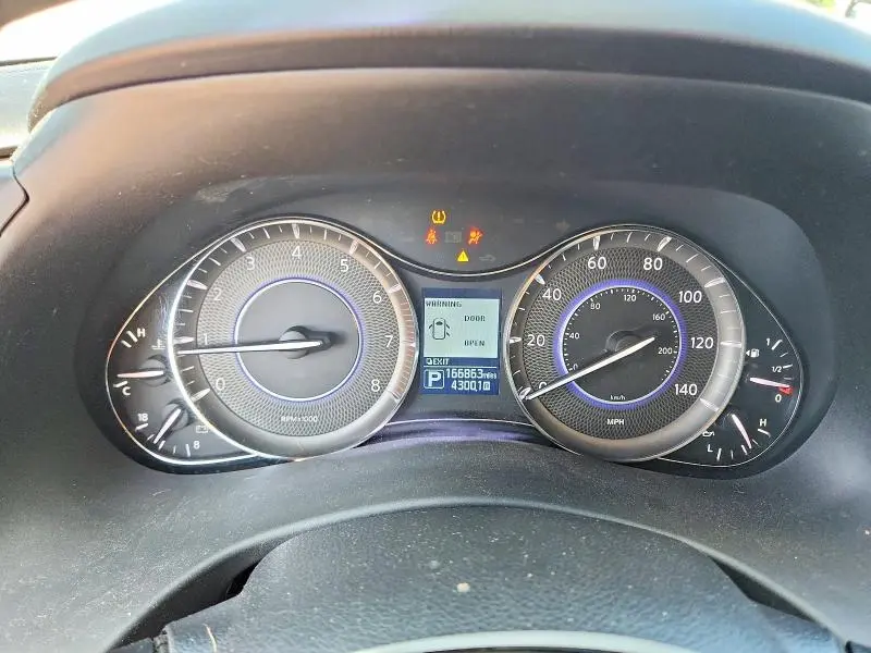 2016 INFINITI QX80 BASE  