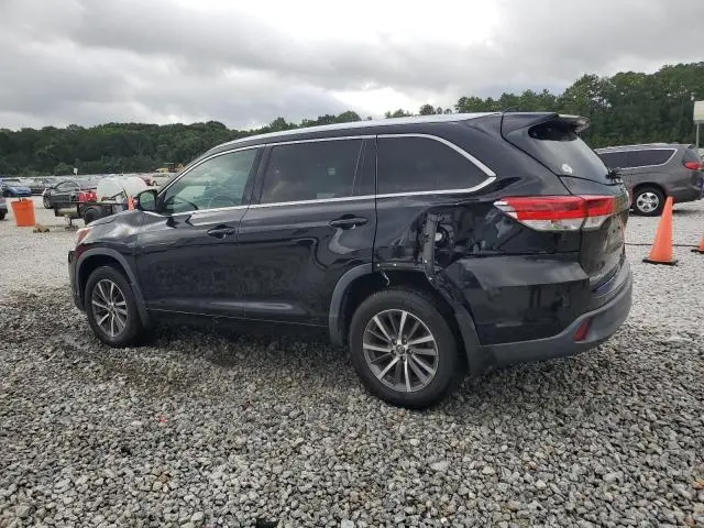 2018 TOYOTA HIGHLANDER SE  