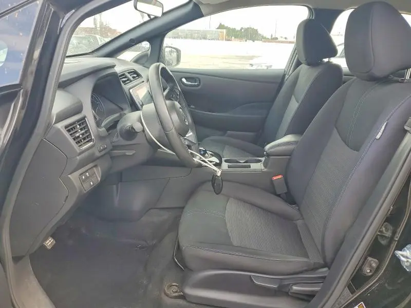2020 NISSAN LEAF SV PLUS  