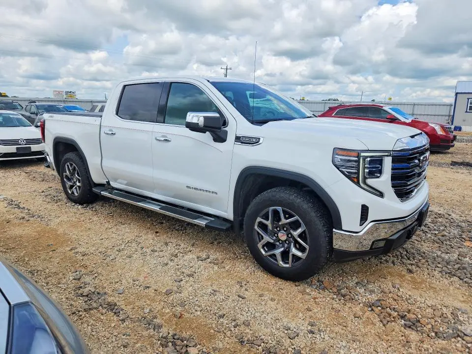 2024 GMC SIERRA K1500 SLT  