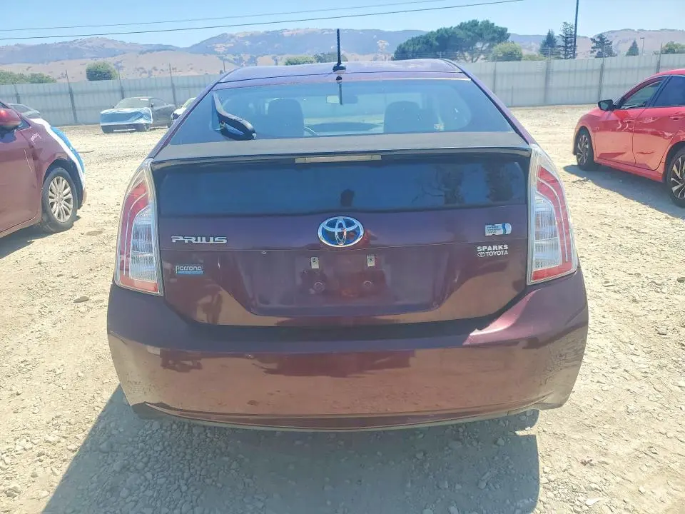 2013 TOYOTA PRIUS PERSONA SERIES SE  