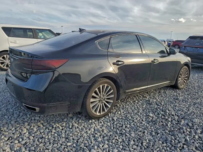 2017 KIA CADENZA PREMIUM  