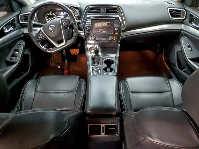 2022 NISSAN MAXIMA SV  