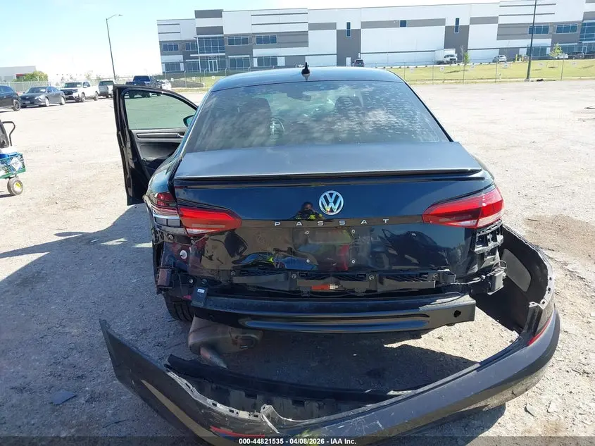 2020 VOLKSWAGEN PASSAT 2.0T R-LINE