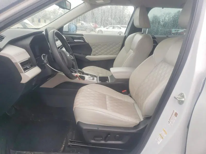 2023 MITSUBISHI OUTLANDER SEL  