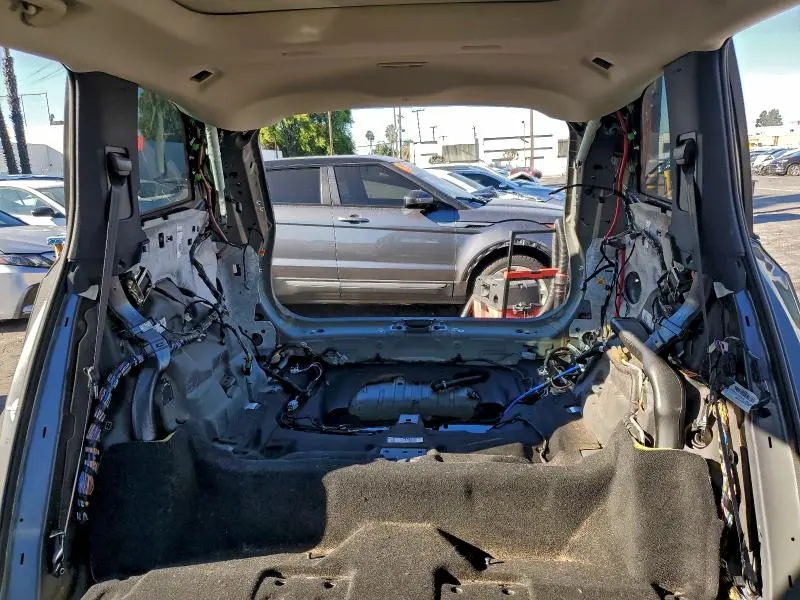 2025 VOLVO XC90 CORE  