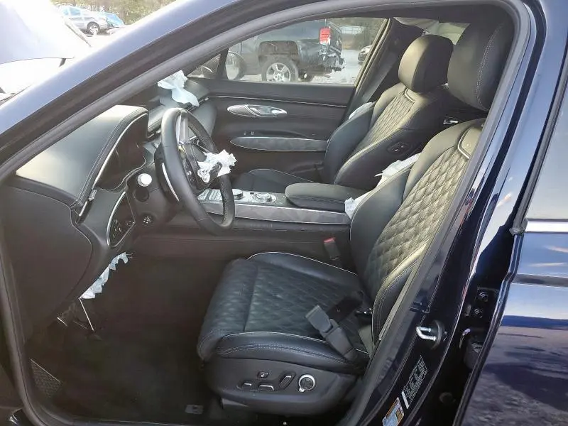 2024 GENESIS GV70 BASE  