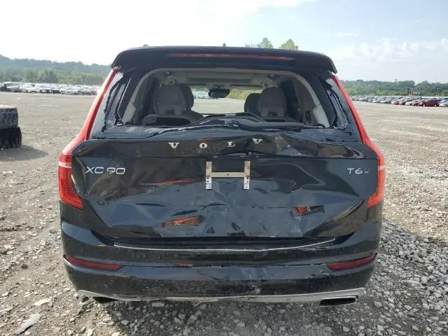 2016 VOLVO XC90 T6  