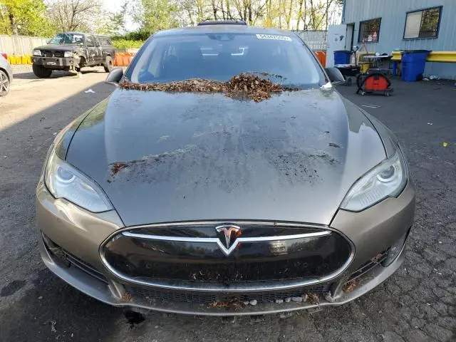 2015 TESLA MODEL S   
