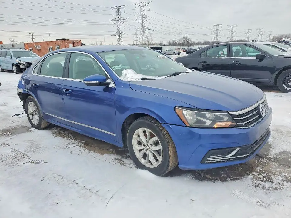 2016 VOLKSWAGEN PASSAT S  