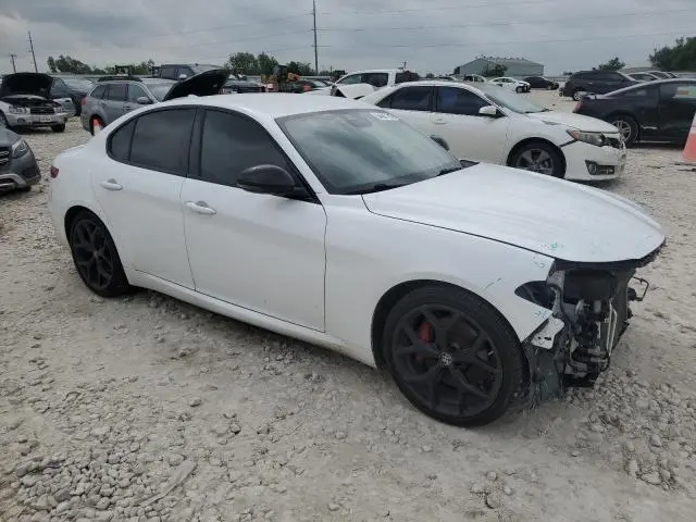2020 ALFA ROMEO GIULIA   