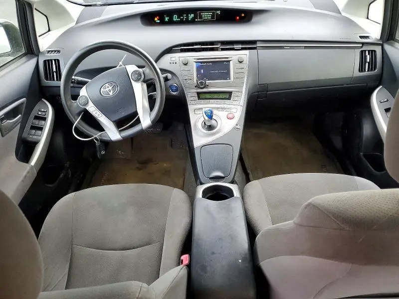 2013 TOYOTA PRIUS TWO  