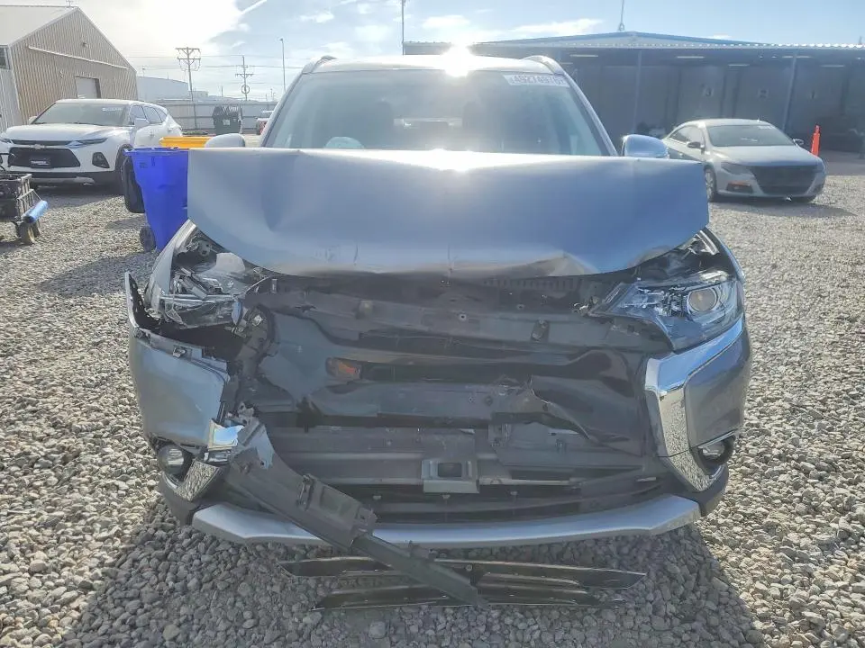 2017 MITSUBISHI OUTLANDER SE  