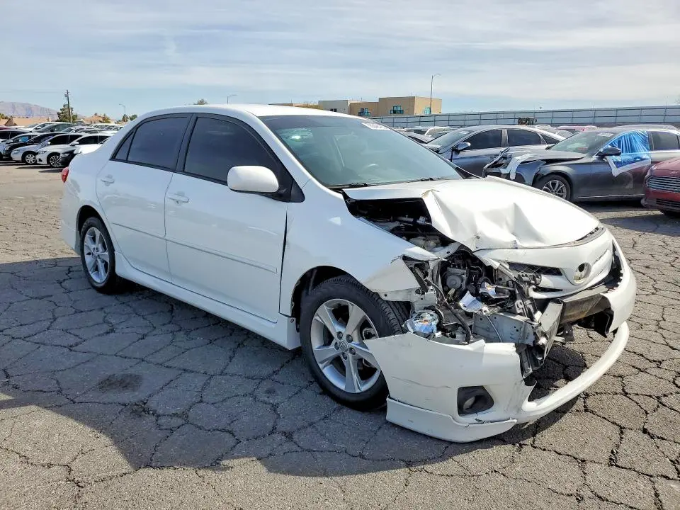 2013 TOYOTA COROLLA S  