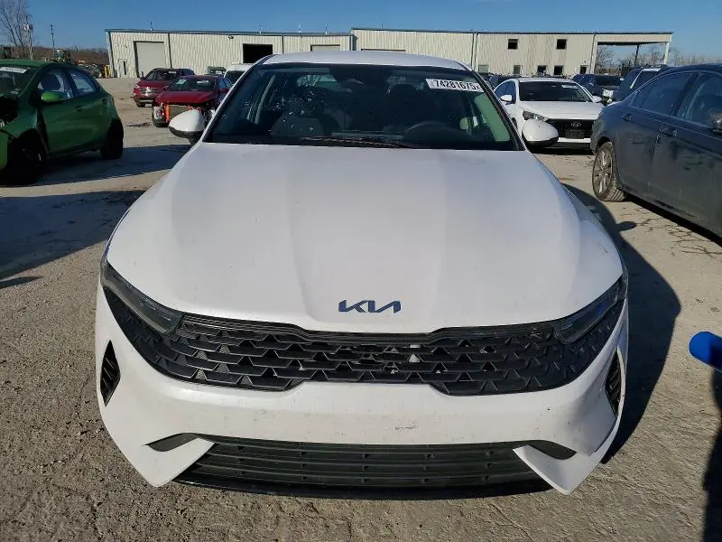 2022 KIA K5 LXS  