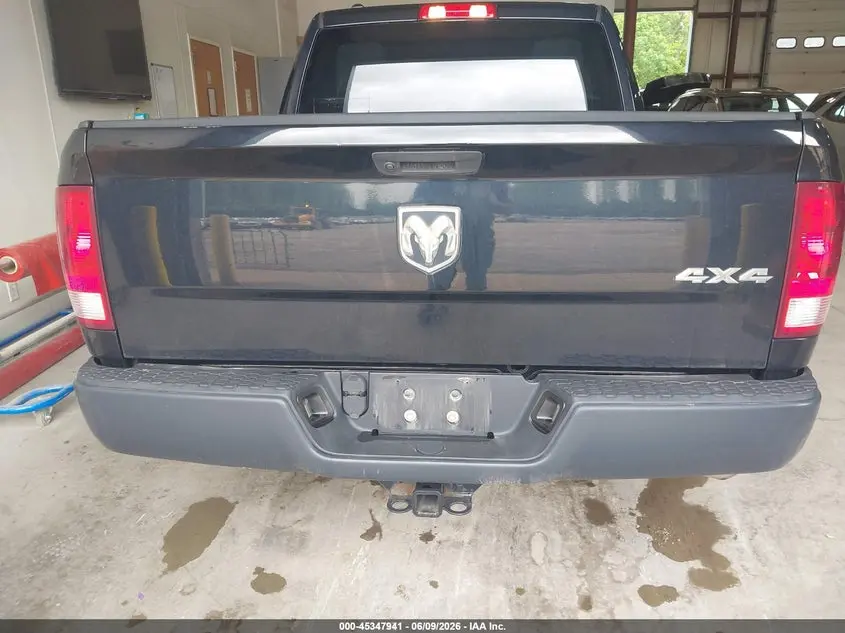2019 RAM 1500 CLASSIC TRADESMAN  4X4 5'7 BOX
