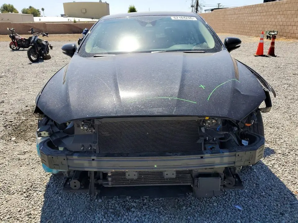 2019 FORD FUSION TITANIUM  