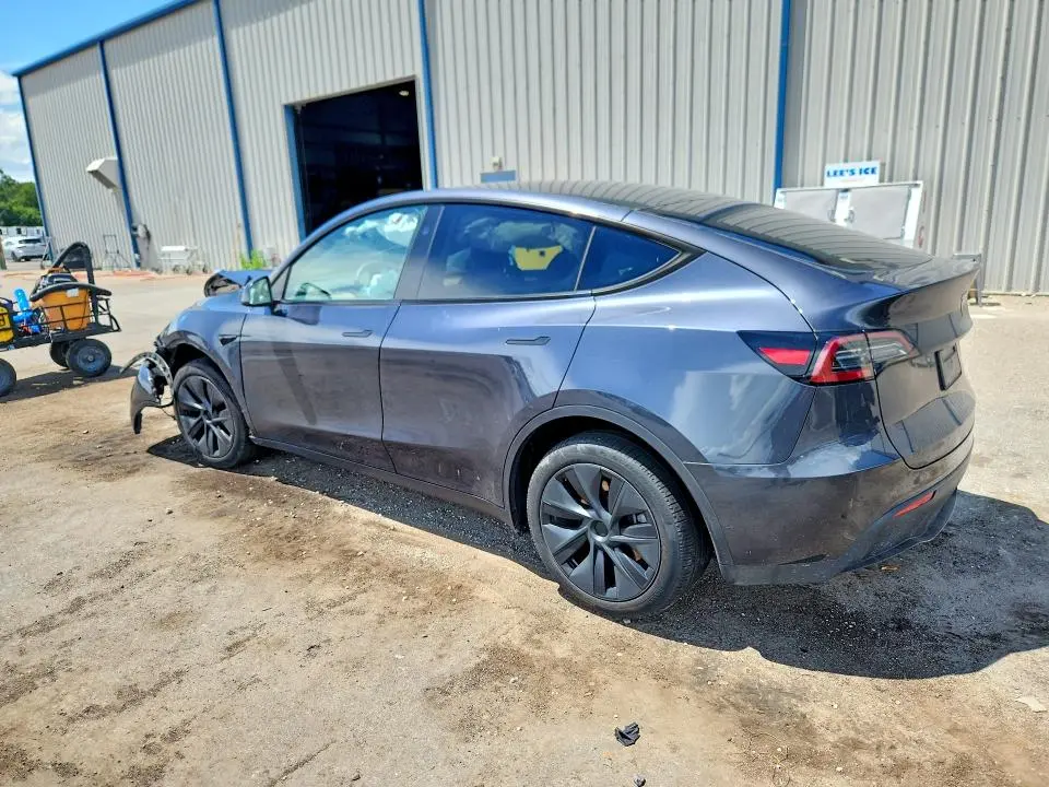 2025 TESLA MODEL Y   