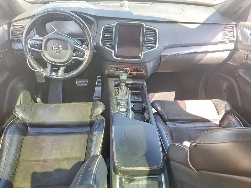 2016 VOLVO XC90 T6  