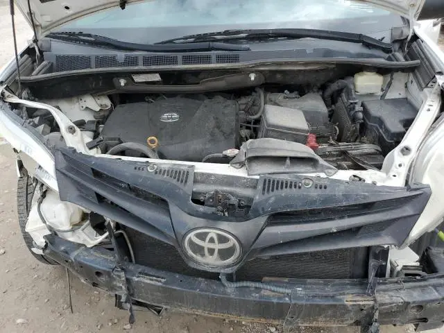 2018 TOYOTA SIENNA L  