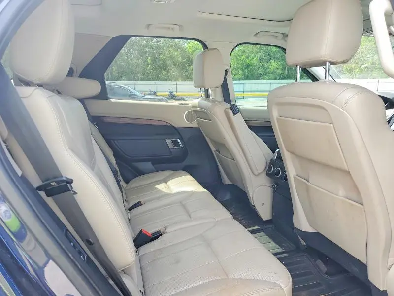 2017 LAND ROVER DISCOVERY HSE  
