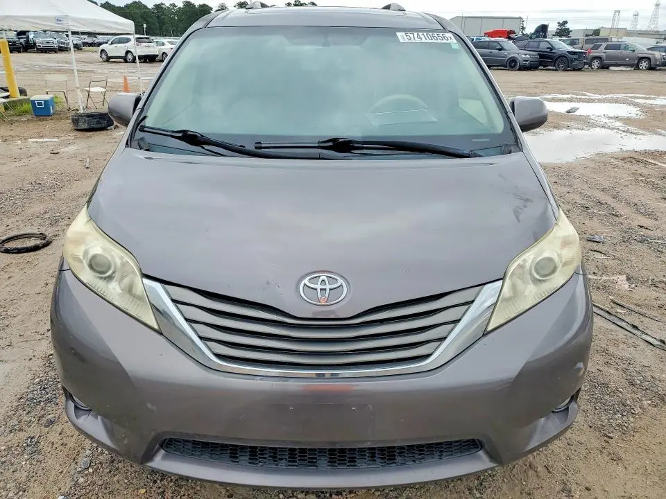 2012 TOYOTA SIENNA XLE 8-PASSENGER  