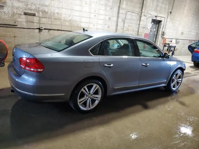2014 VOLKSWAGEN PASSAT SE  
