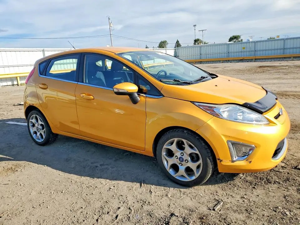 2011 FORD FIESTA SES  