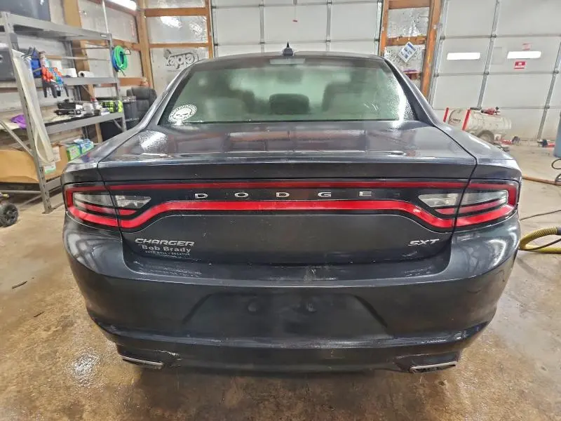 2016 DODGE CHARGER SXT  